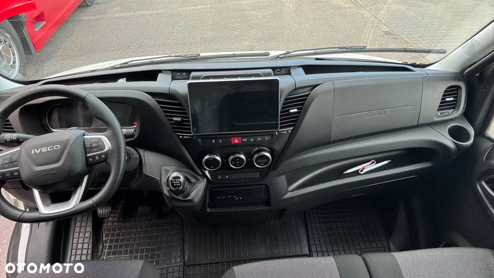 Iveco Daily 70C18H - 5