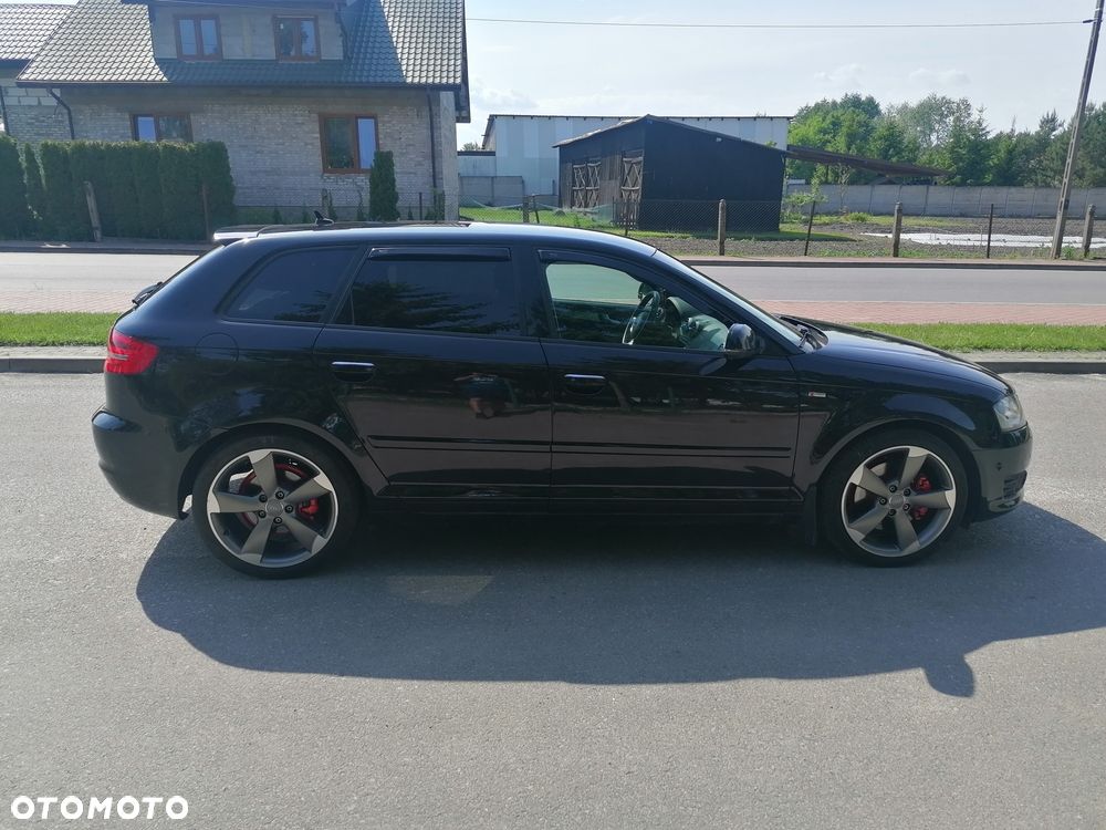 Audi A3 Sportback - 3