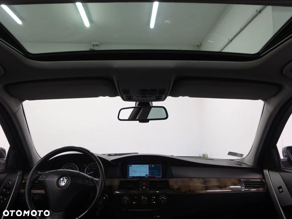 BMW Seria 5 - 26