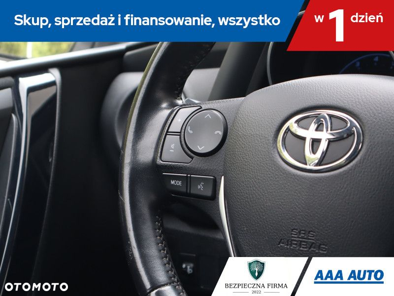 Toyota Auris - 17