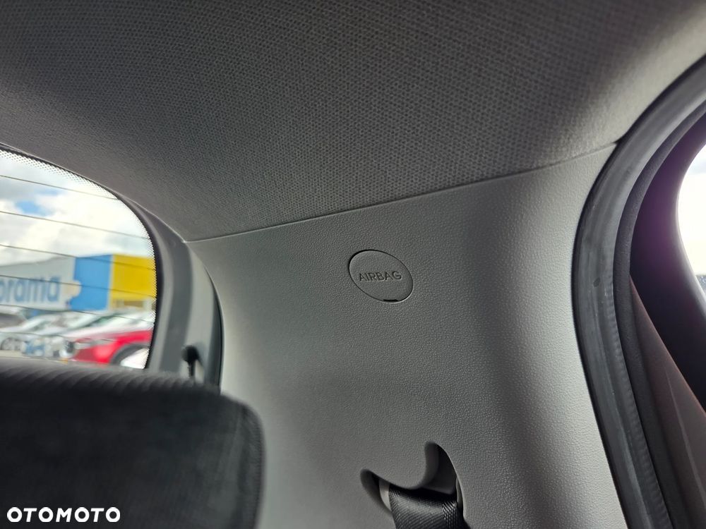 Hyundai i20 1.2 Fifa World Cup Edition - 19