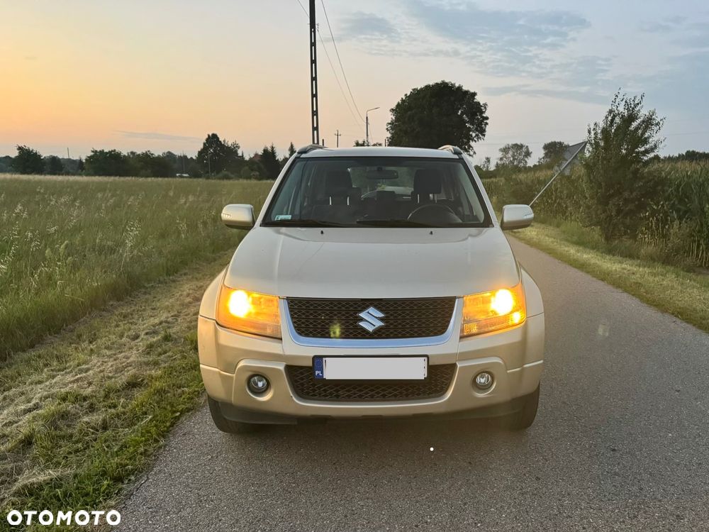Suzuki Grand Vitara 2.4 Comfort - 2