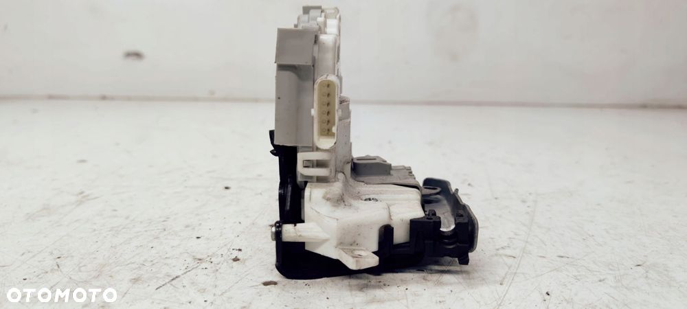 ZAMEK DRZWI LEWY TYŁ AUDI A1 8X0839015C 6 PIN - 2