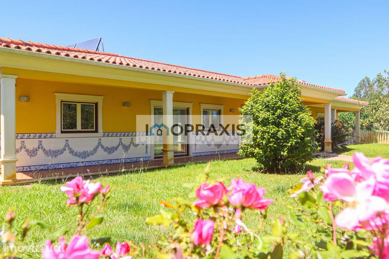 Moradia T5 a menos de 10 minutos da vila da Batalha - Grande imagem: 2/39