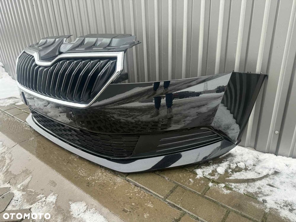 Skoda Fabia III Lift Zderzak Przód Przedni 18-21 Kolor: LF9R - 4