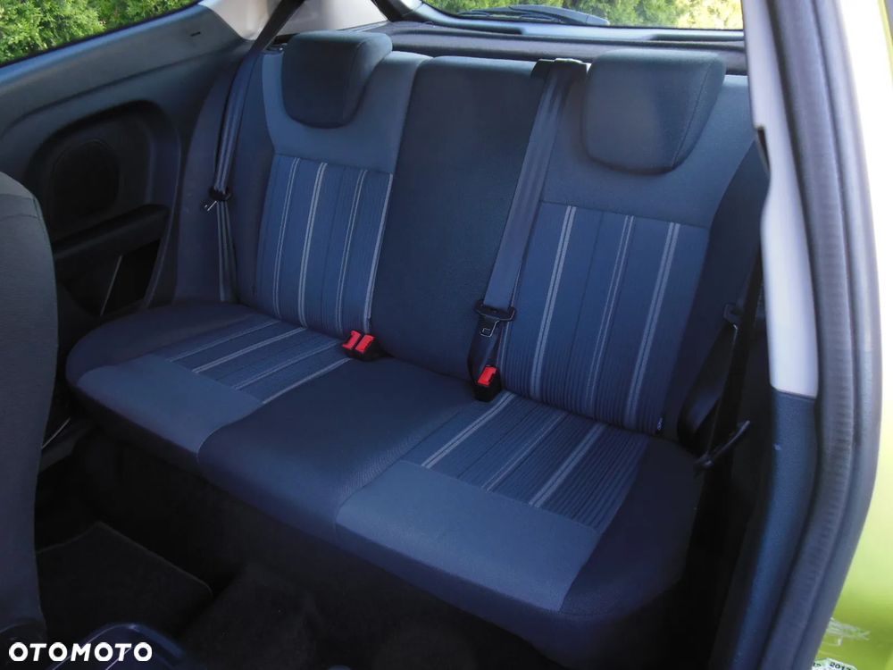 Ford Fiesta 1.25 Champions Edition - 24
