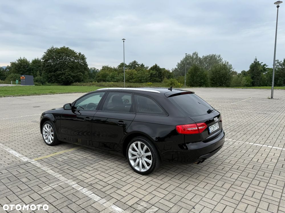 Audi A4 Avant - 6