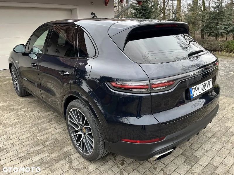 Porsche Cayenne - 3