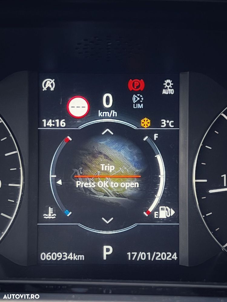 Land Rover Range Rover Evoque - 25