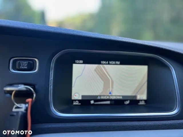 Volvo V40 D2 Kinetic - 14