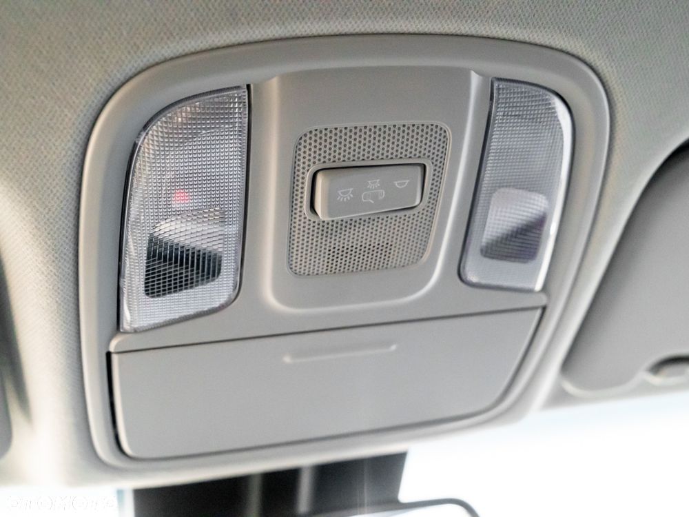 Kia Niro 64kWh L - 33