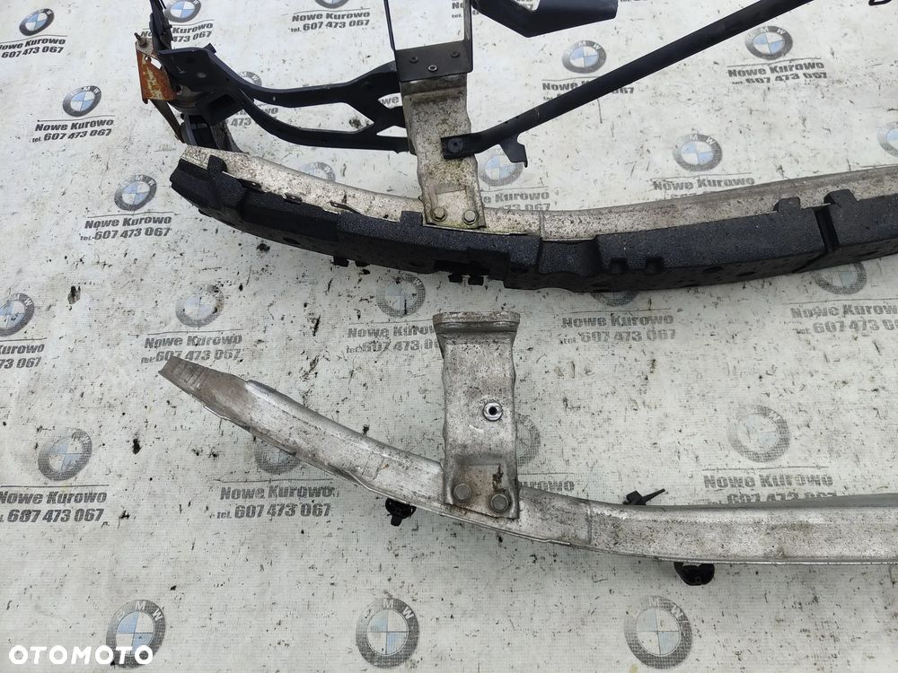 BMW E60 E61 Belka zderzaka przedniego przód 7033696 - 5