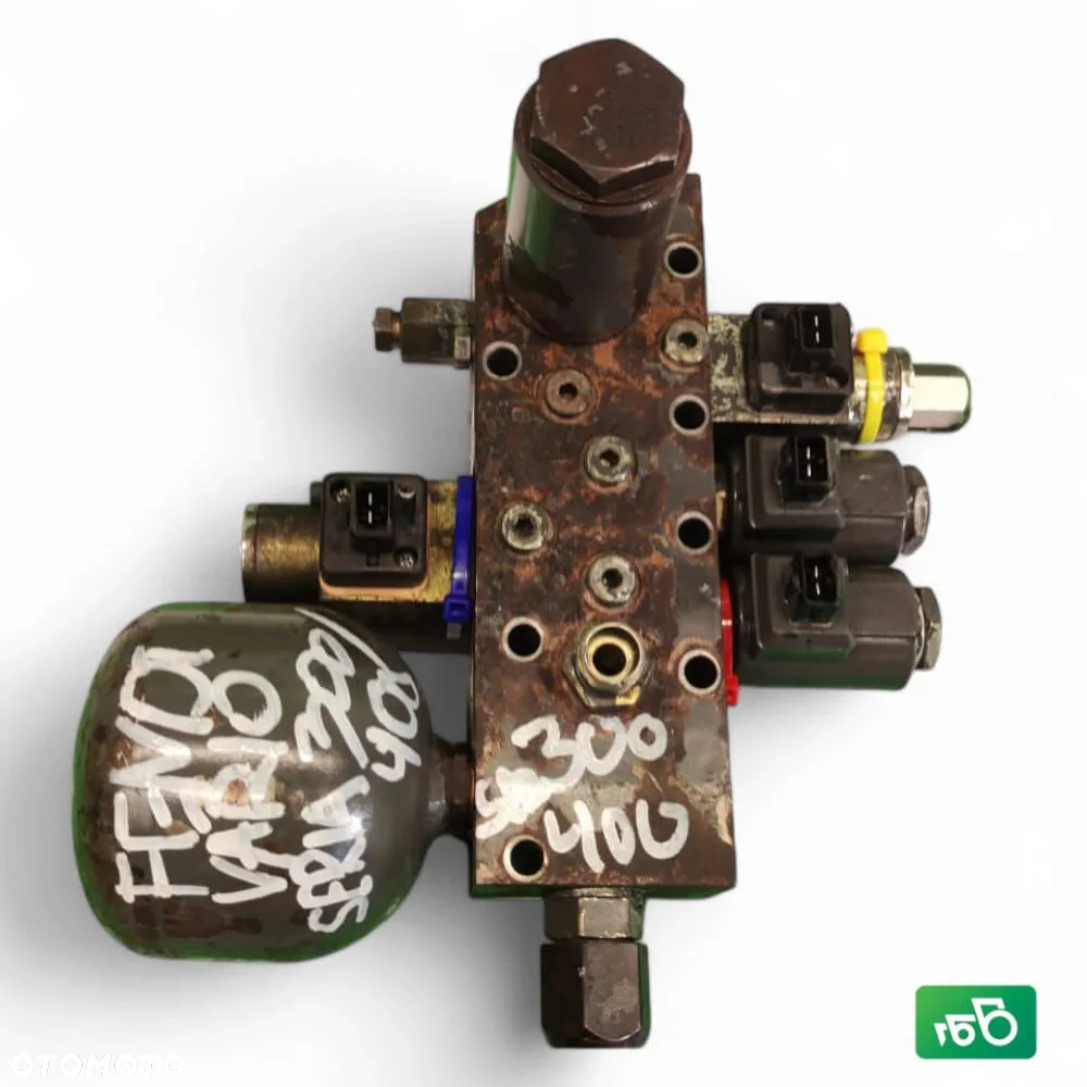 Blok zaworów 3019539 G718100600011 Fendt 714 Vario - 3