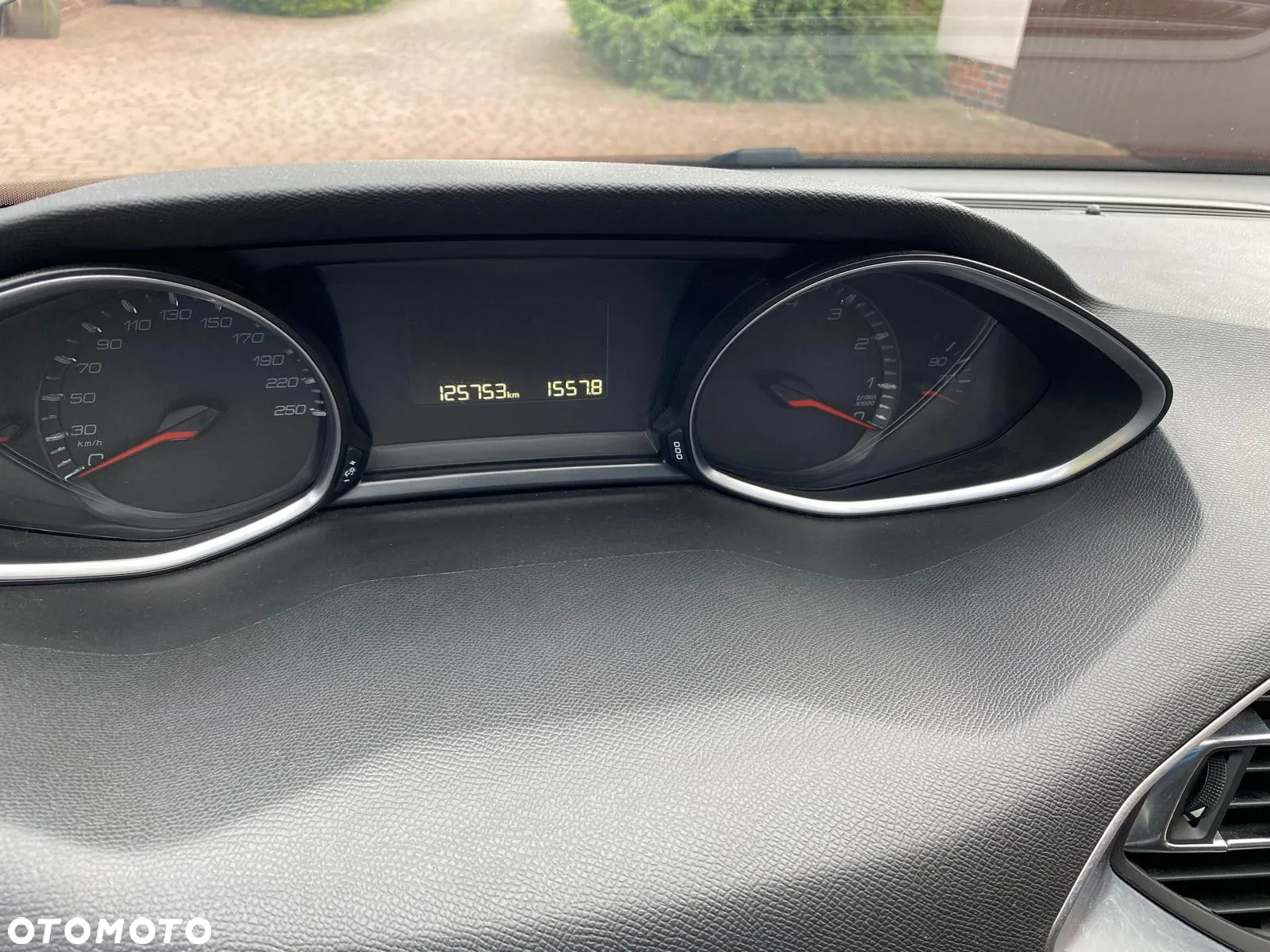 Peugeot 308 - 13