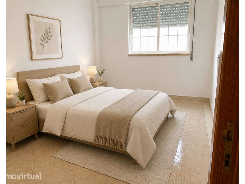 T3 com suite, varanda e garagem - Grande imagem: 2/12