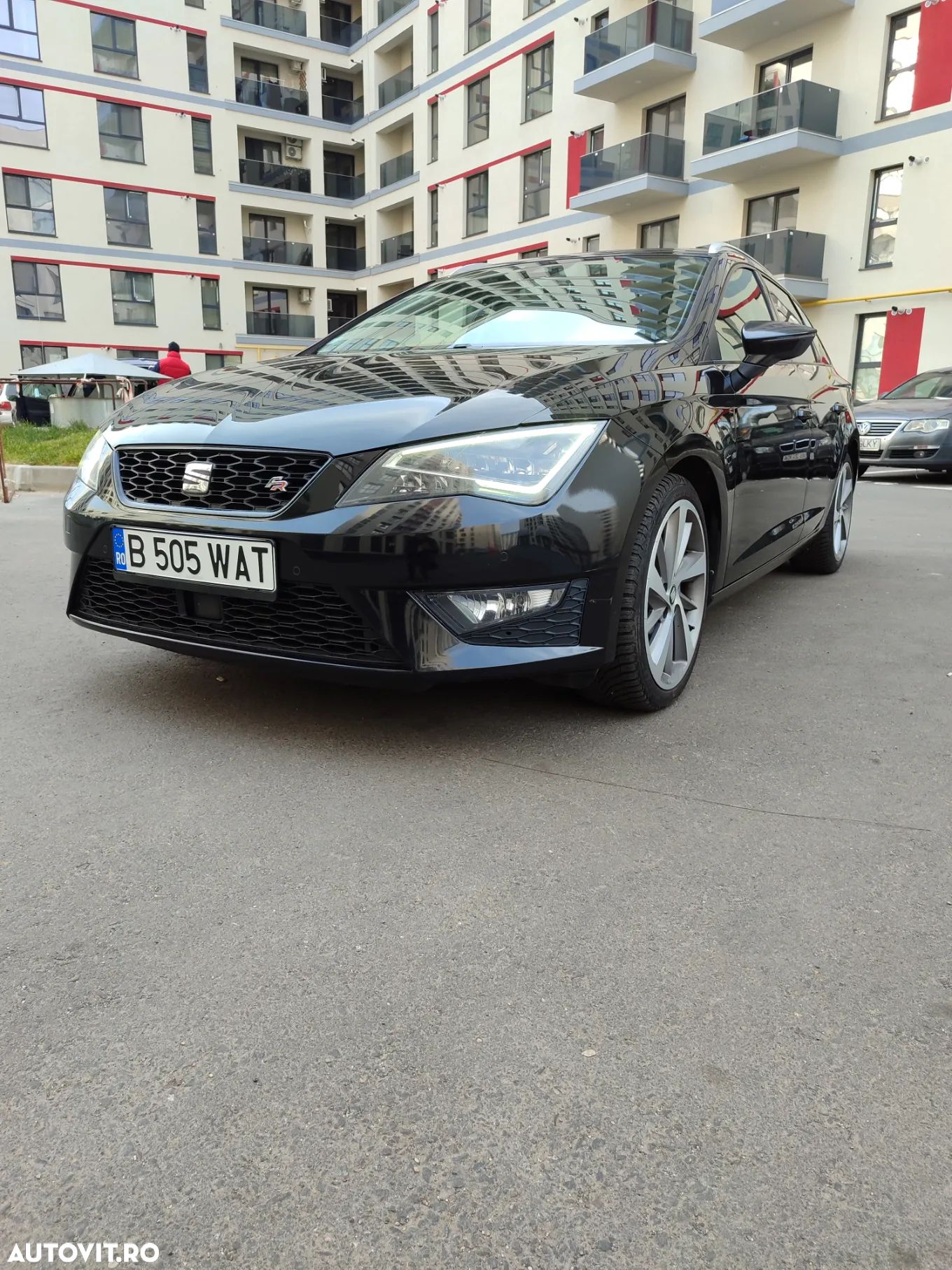 Seat Leon 2.0 TDI DPF Start&Stop DSG FR - 1