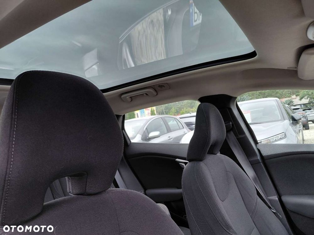 Volvo V40 - 17
