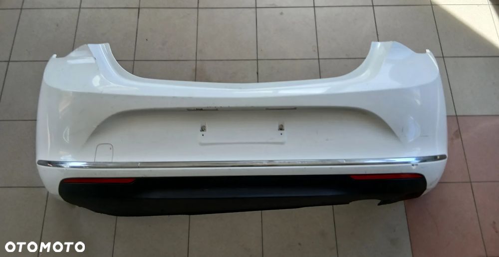 Opel Astra IV J 5D Zderzek Przedni - 1