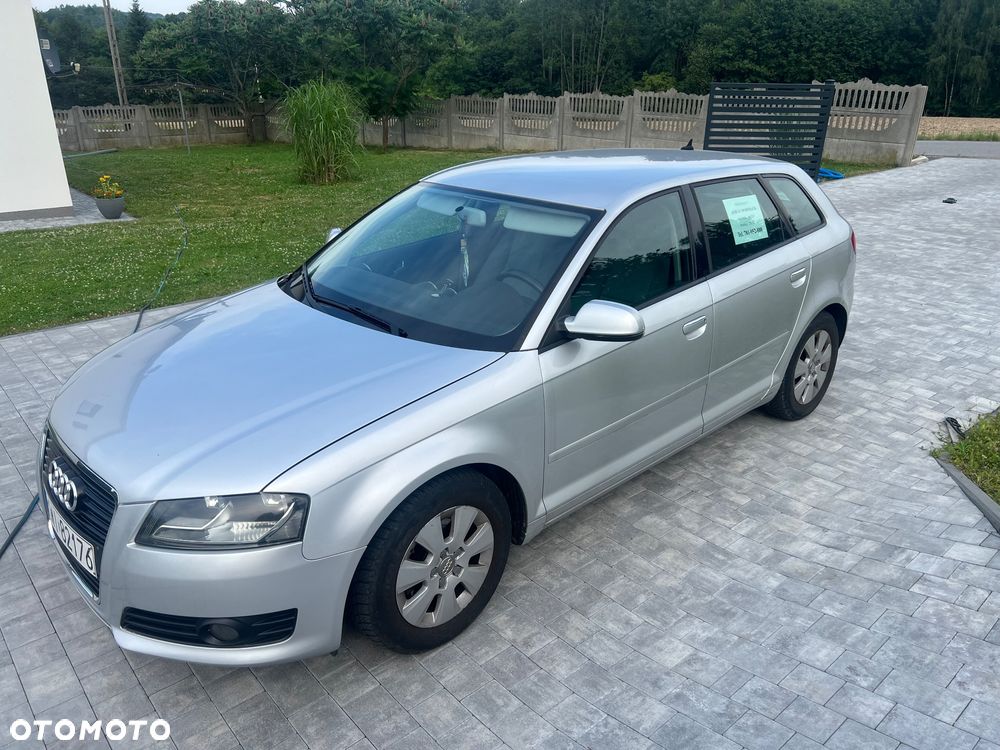 Audi A3 Sportback 1.6 TDI DPF Ambition - 12