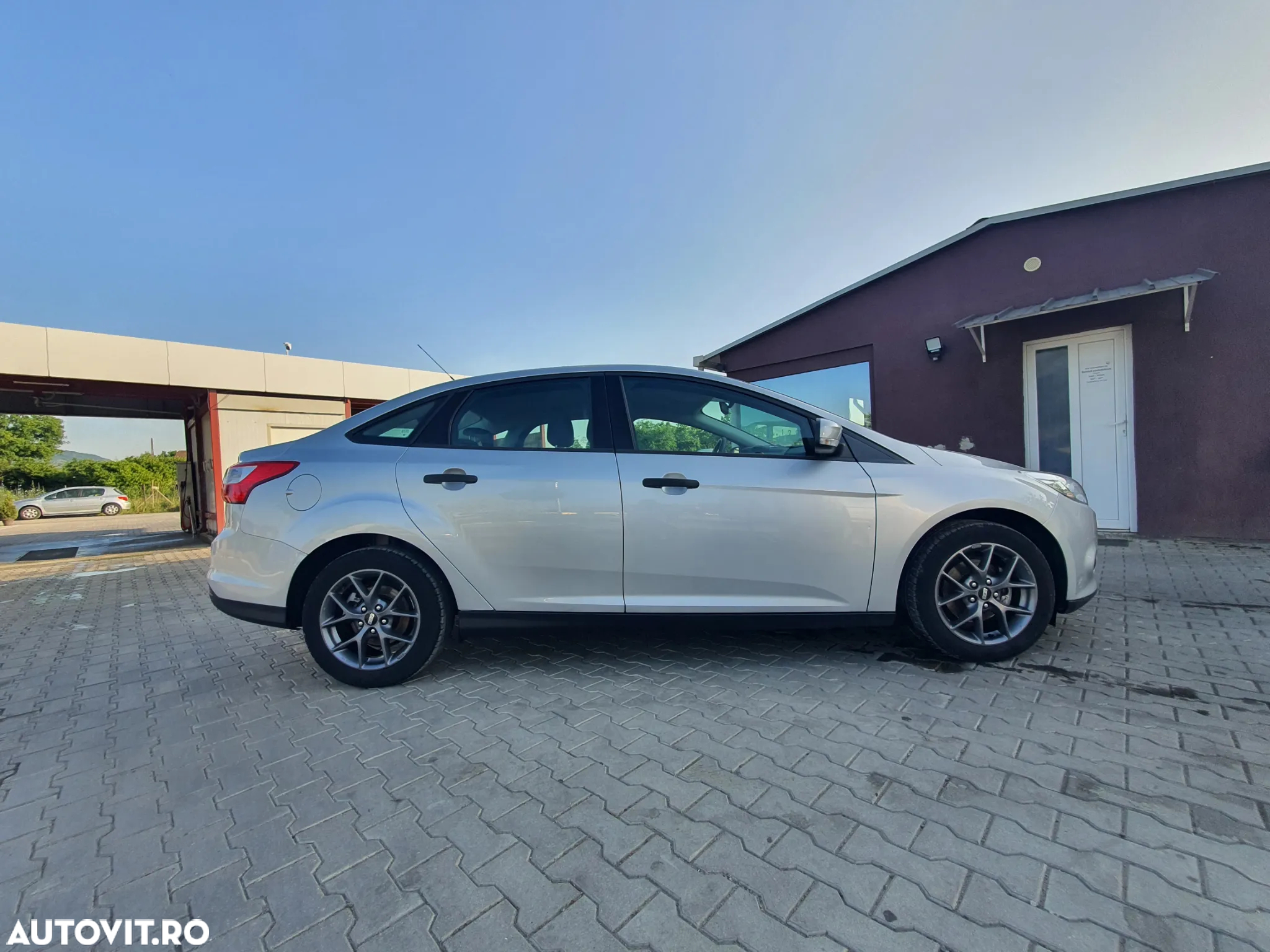 Ford Focus - 5