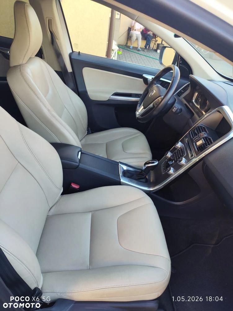 Volvo XC 60 - 10