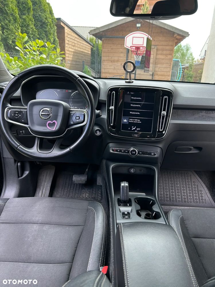 Volvo XC 40 T4 AWD Momentum - 6