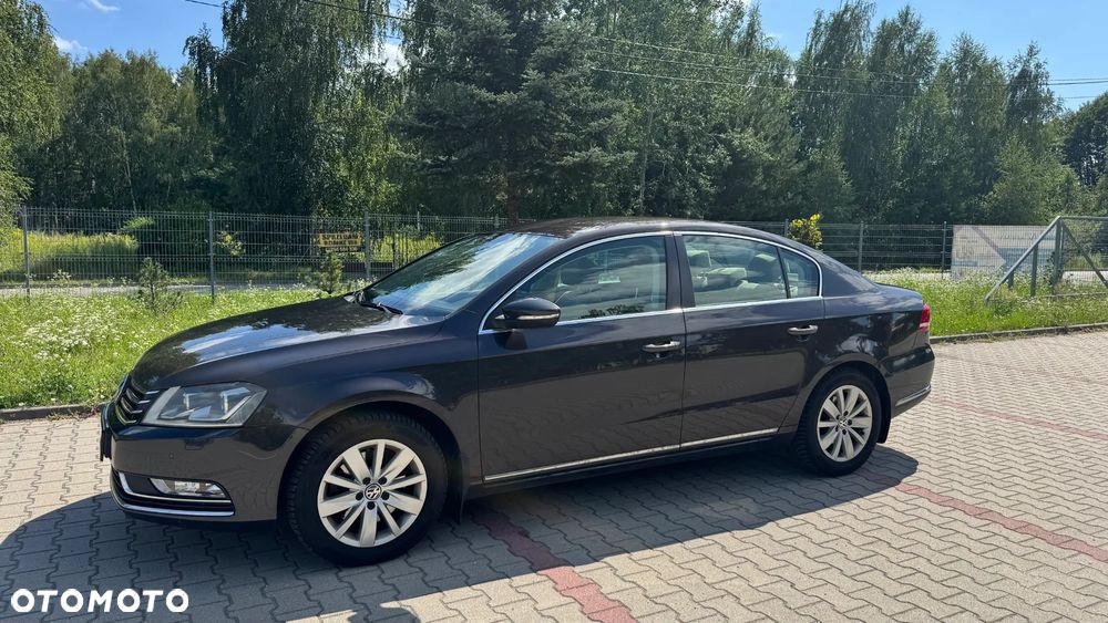 Volkswagen Passat 2.0 TDI DPF Comfortline - 5