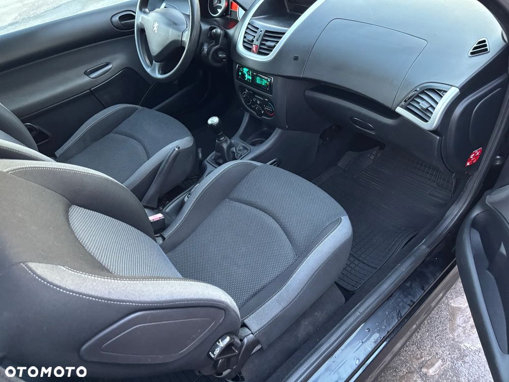 Peugeot 206 plus 60 - 12