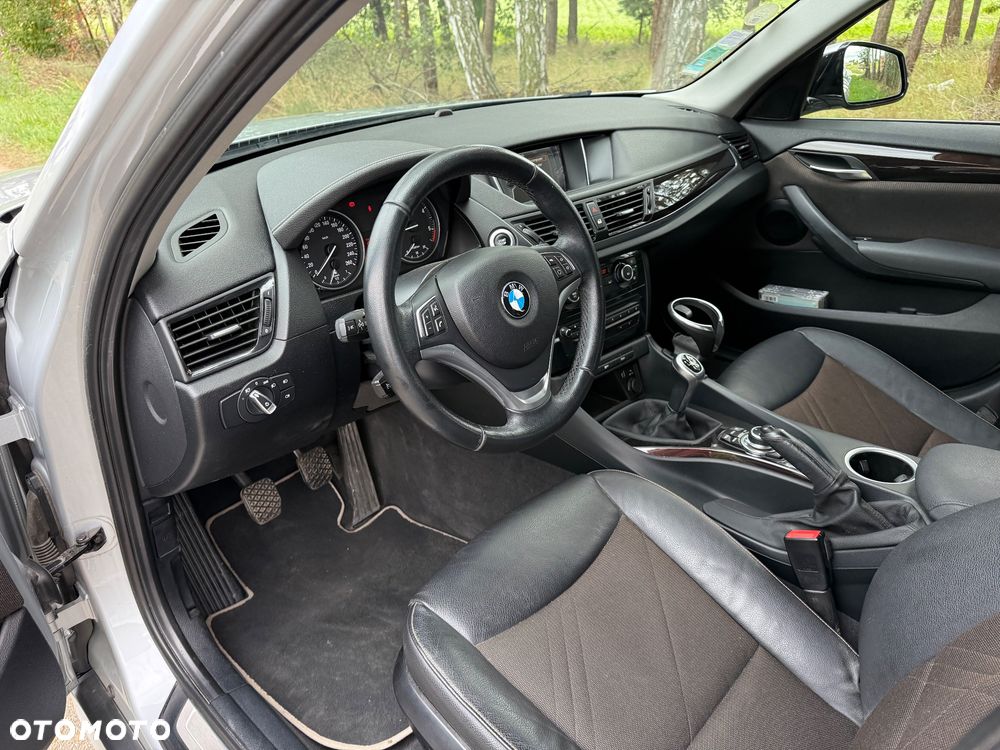 BMW X1 sDrive16d Sport Line - 8
