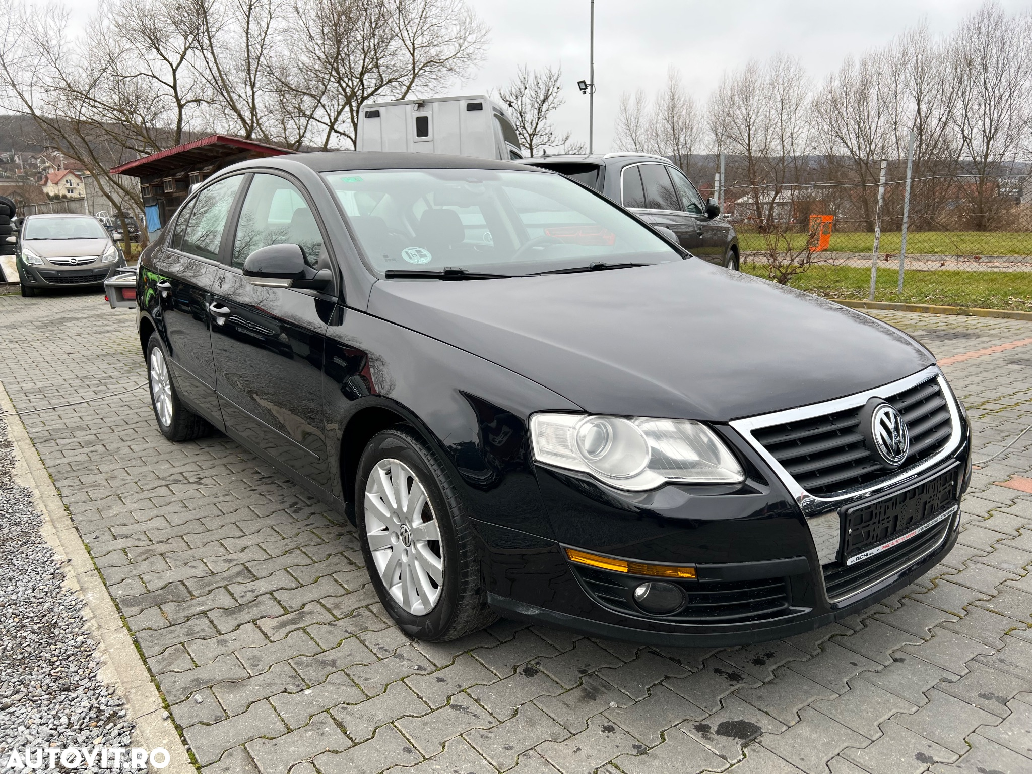 Volkswagen Passat 2.0 TDI DPF Comfortline - 17