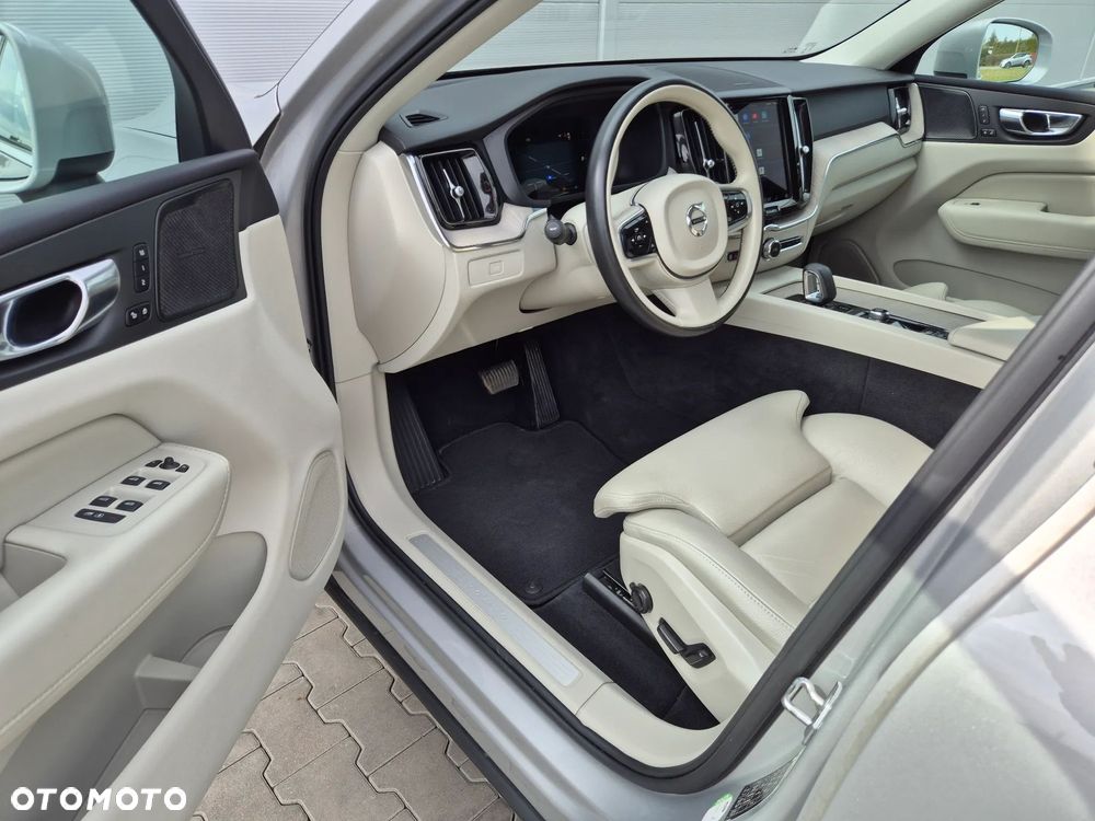 Volvo XC 60 B4 B Geartronic Inscription - 17