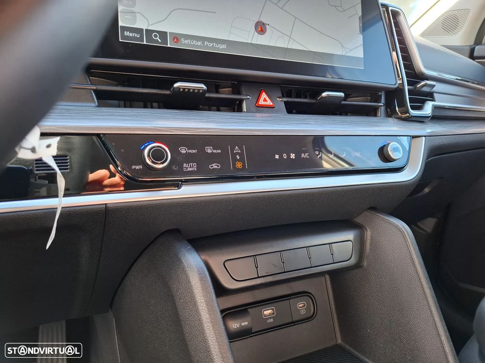 Kia Sportage 1.6 T-GDI Drive - 24