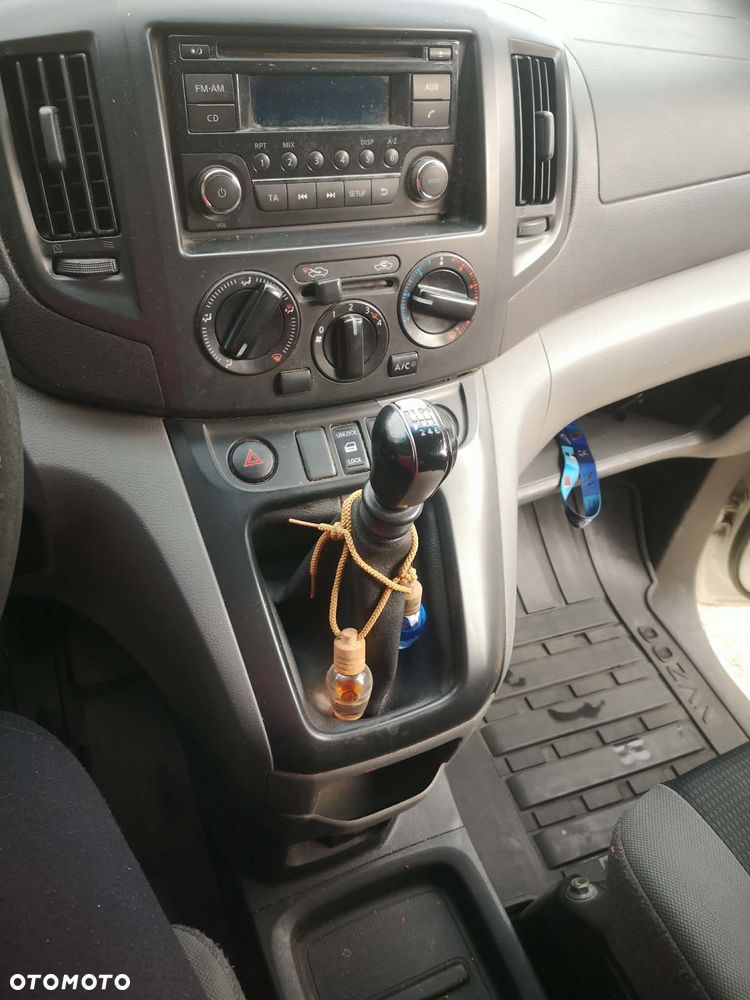 Nissan NV200 - 5