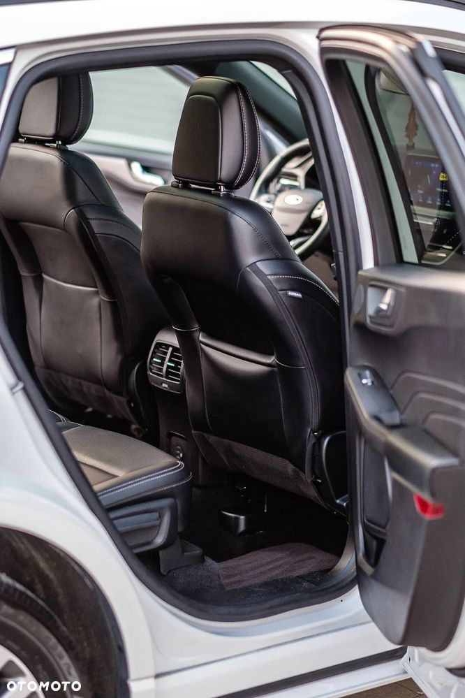 Ford Kuga - 17