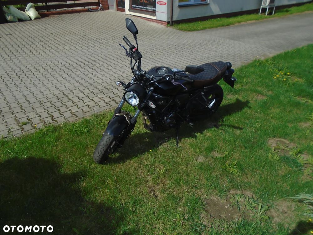Yamaha XSR - 15