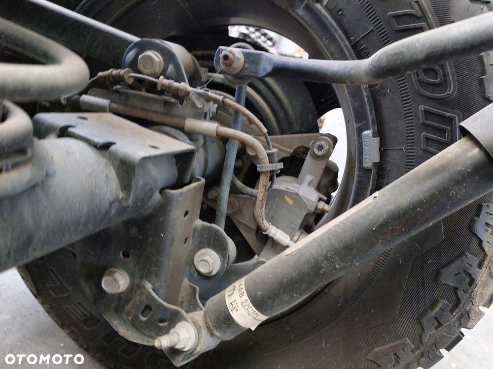 Jeep Wrangler JL 18 2.0 3d most tylny kompletny - 3