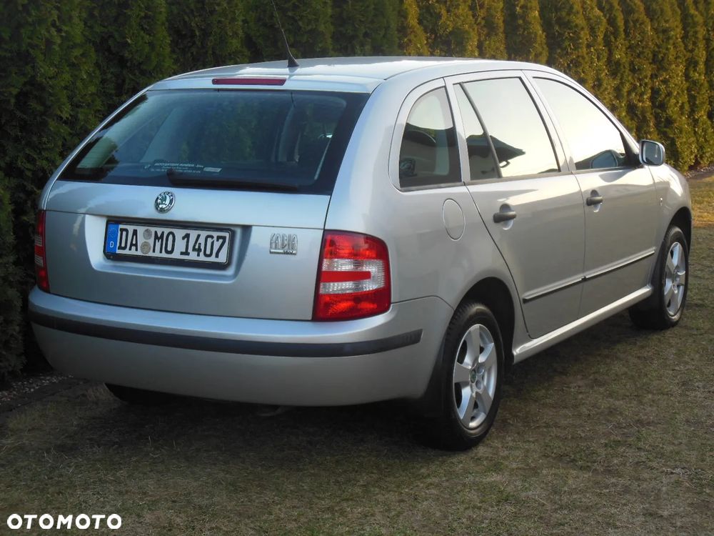 Skoda Fabia 1.4 16V Combi Elegance - 6