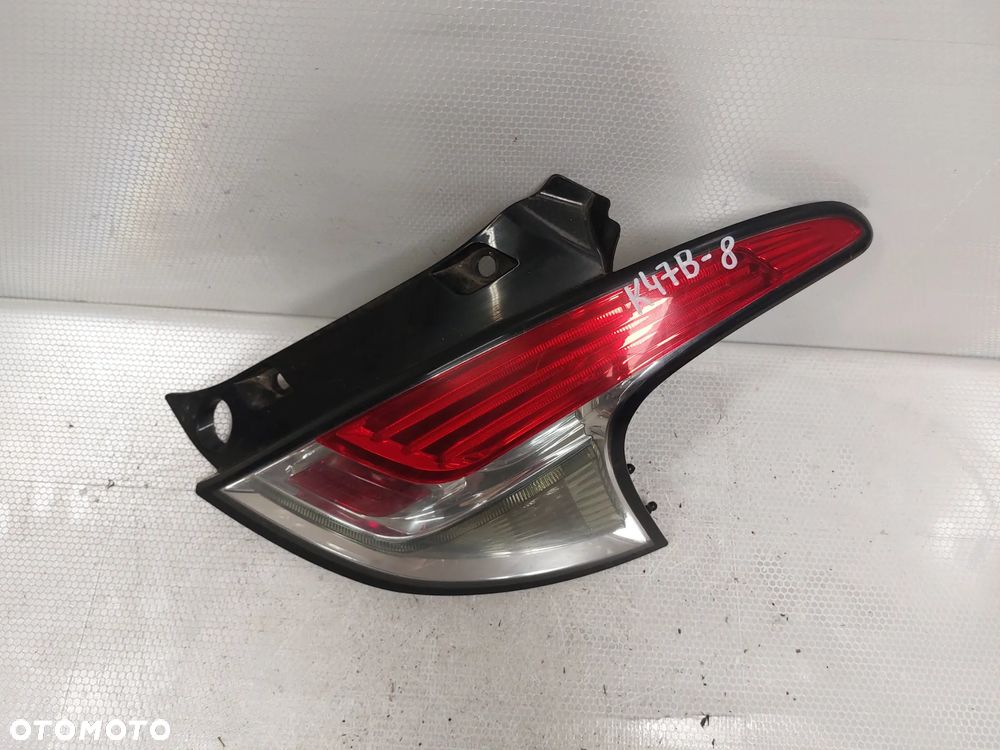 .  LAMPA TYL TYLNA PRAWA LANCIA YPSILION - 2