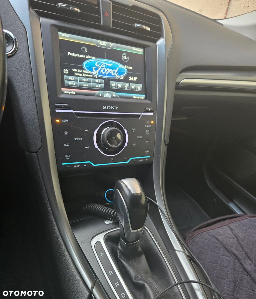 Ford Fusion 2.0 EcoBoost Titanium - 8