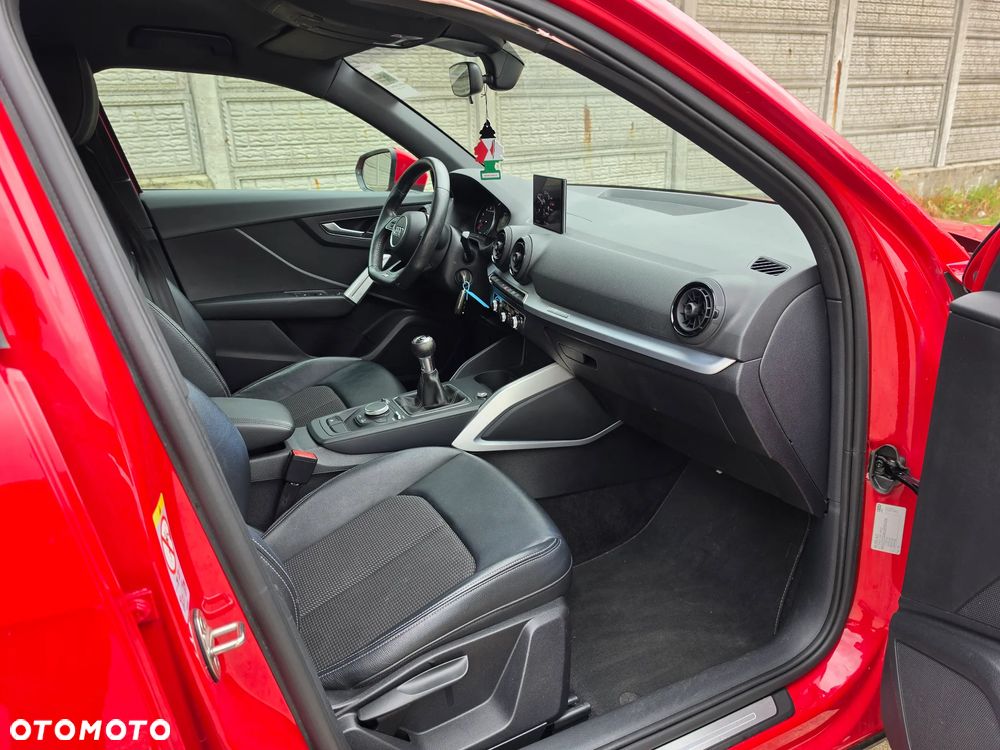 Audi Q2 30 TFSI S line - 9