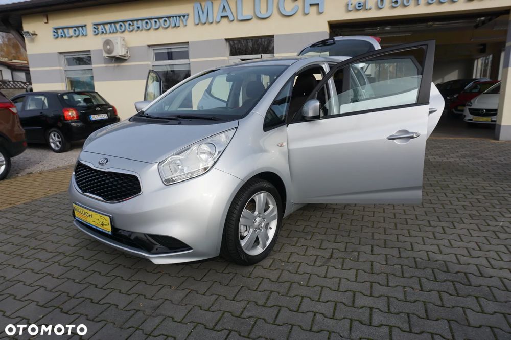 Kia Venga 1.4 Business Line - 12