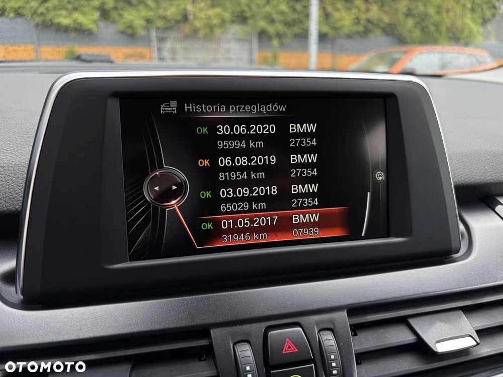 BMW Seria 2 220i Sport-Aut Advantage - 28