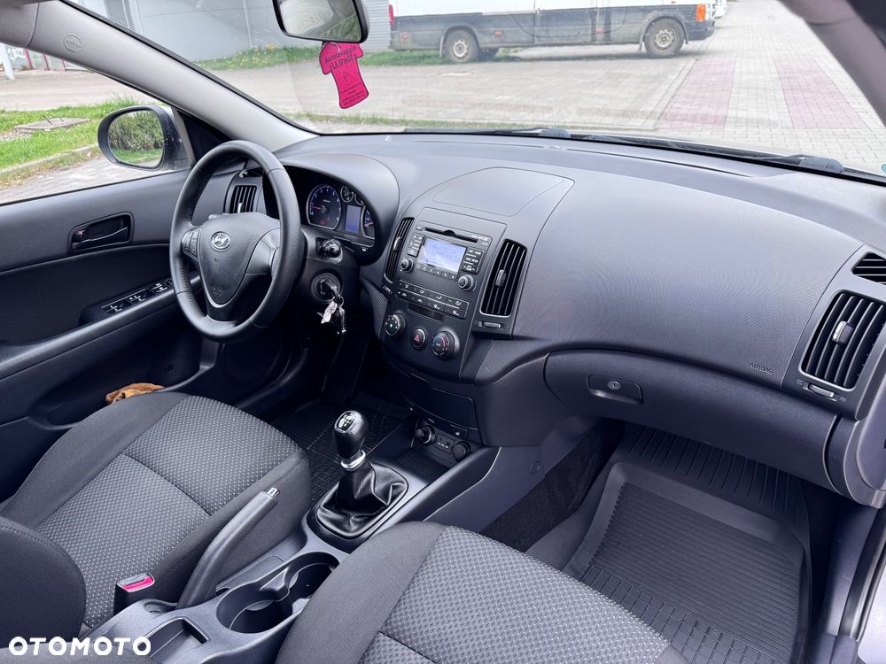 Hyundai i30 1.4 Comfort - 6