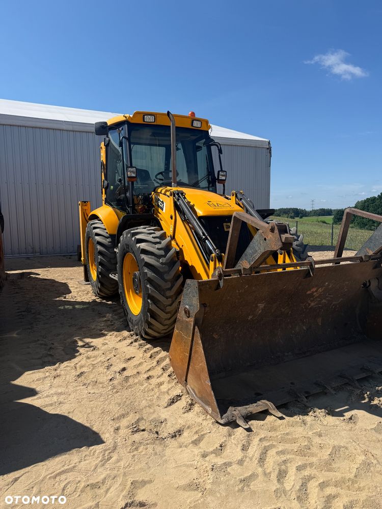 JCB 4CX - 1