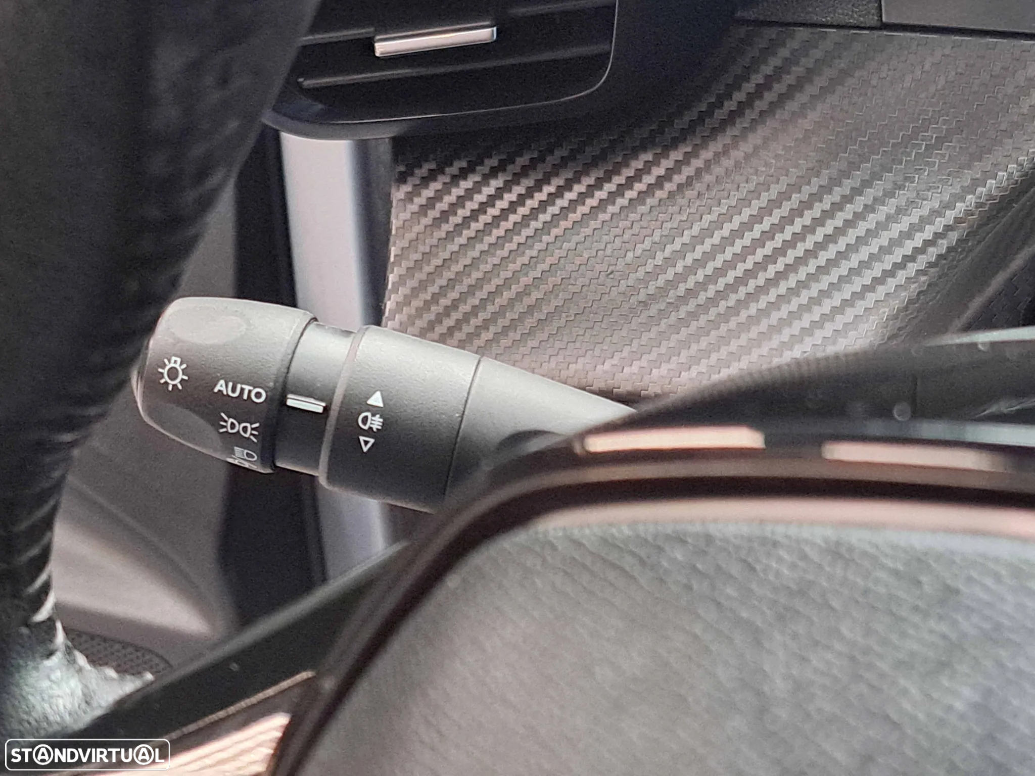 Peugeot 208 1.2 PureTech Active - 5