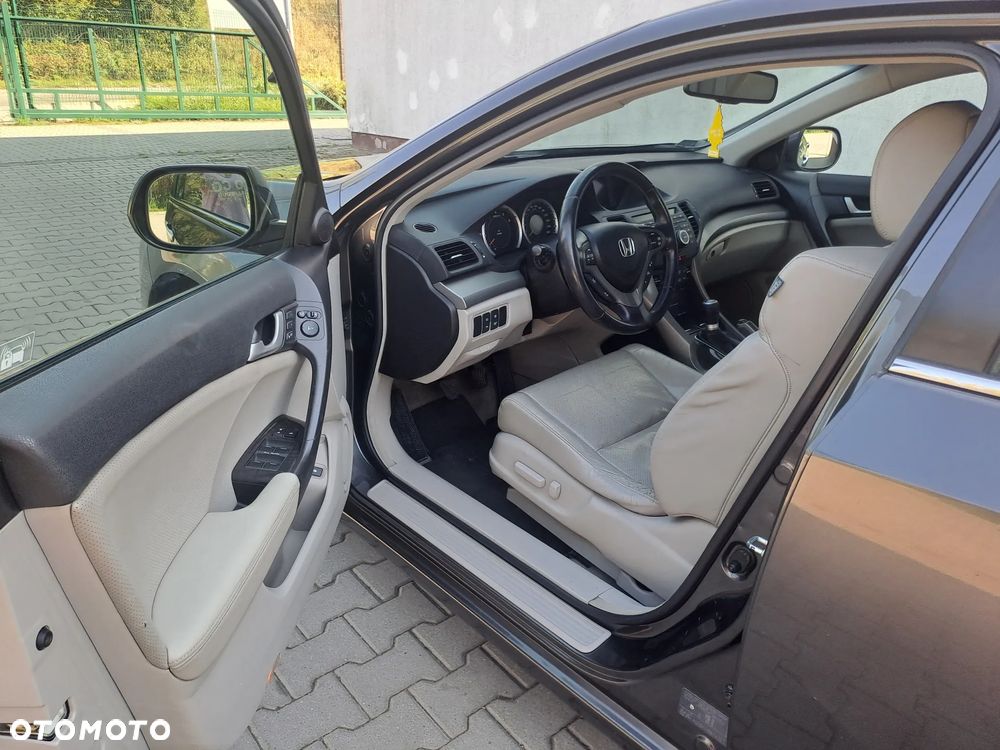 Honda Accord 2.2d Executive - 6