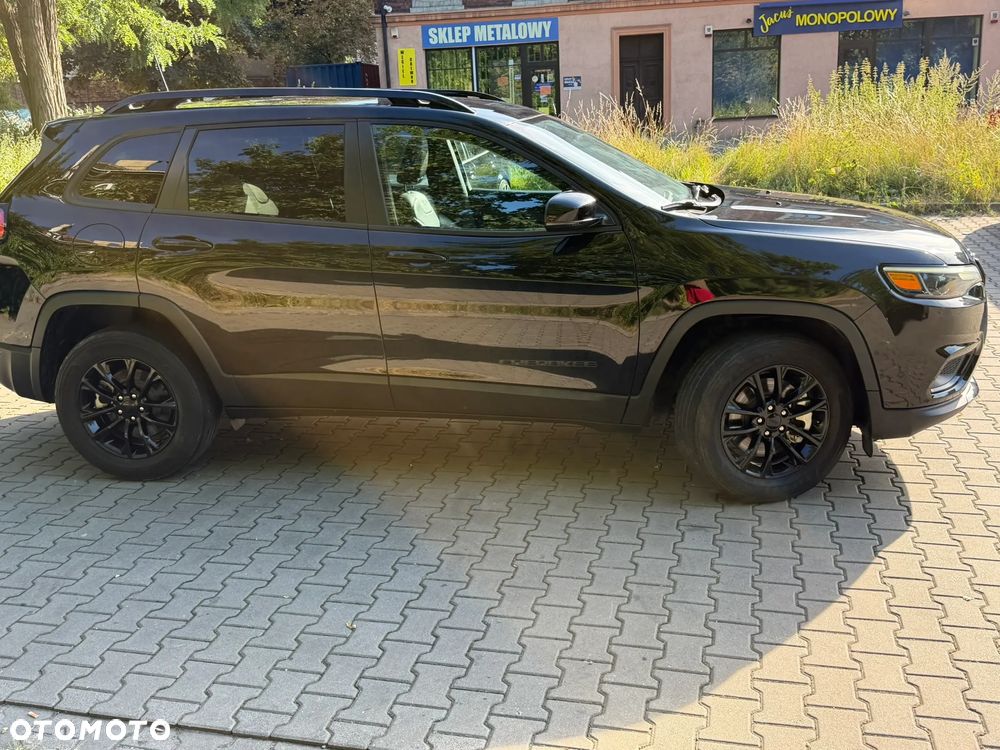 Jeep Cherokee - 6