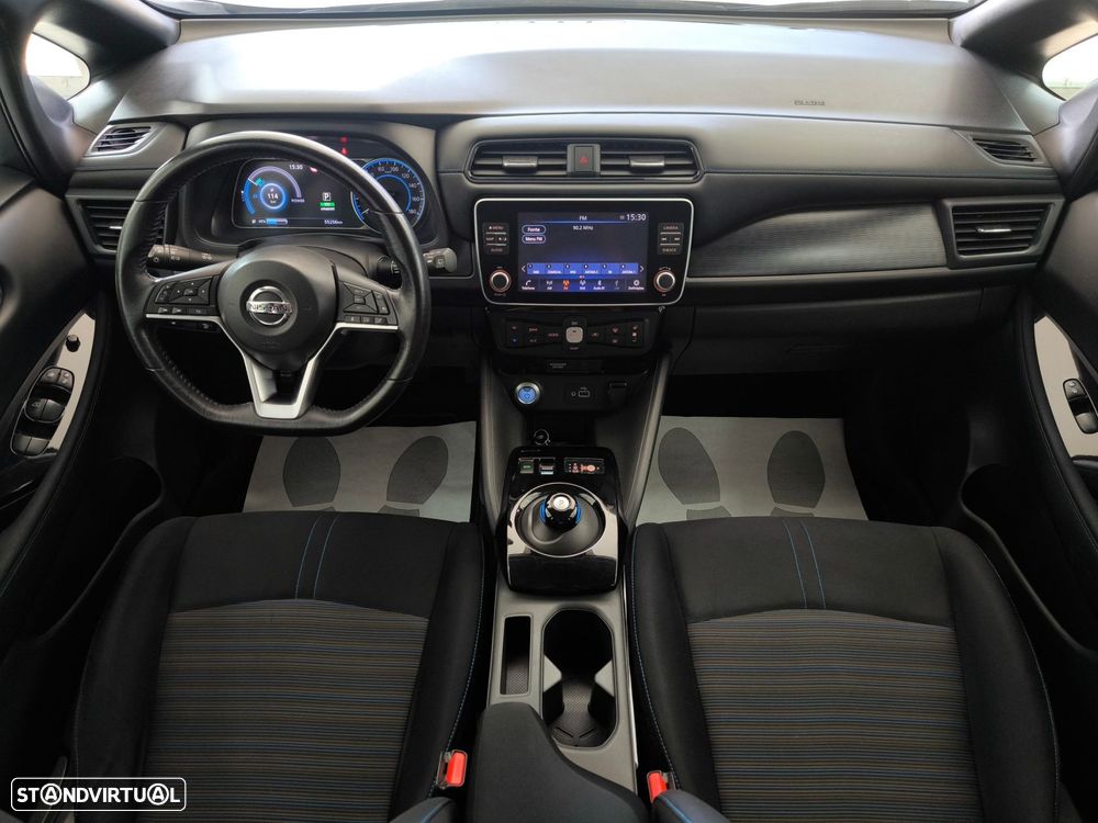 Nissan Leaf N-Connecta - 10