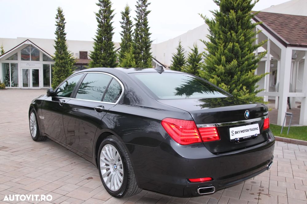 BMW Seria 7 750Li Aut. - 21