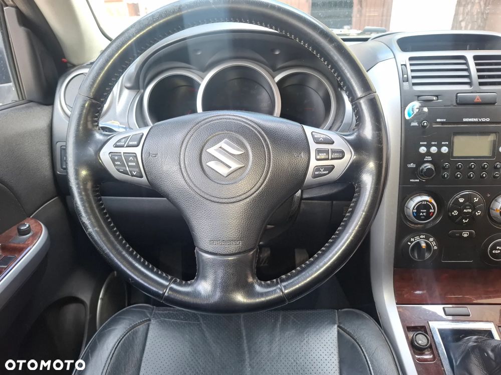 Suzuki Grand Vitara 1.9 DDiS Comfort - 16
